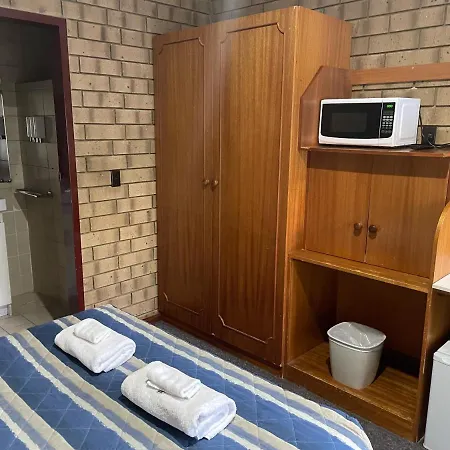 Pavlos Motel Ingle Farm Room photo